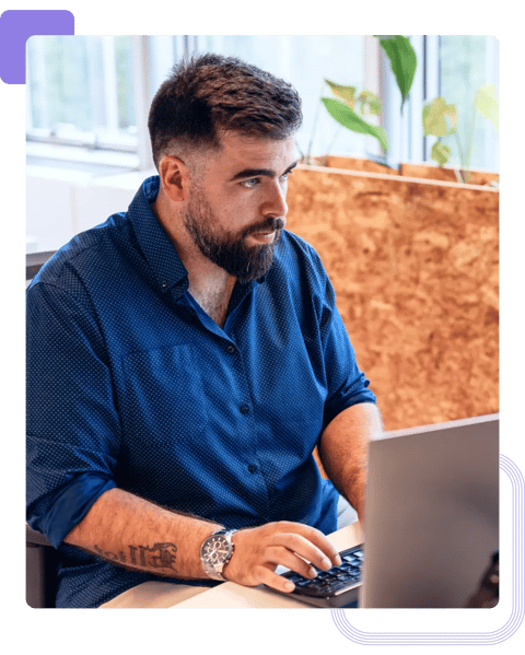 Agile Master créant un plan de transformation agile pour un client