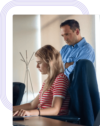 Cloud Engineers discutent des améliorations techniques à apporter à l'infrastructure d'un client